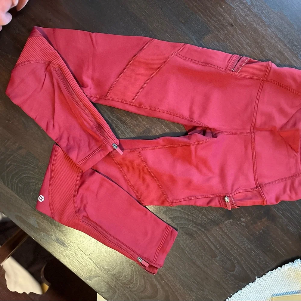 Lulu Lemon Fleece Lined Leggings - Picture 5 of 5